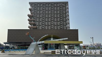 25億空中鳳城淪「便當城」？　在地指：整排老透天等都更