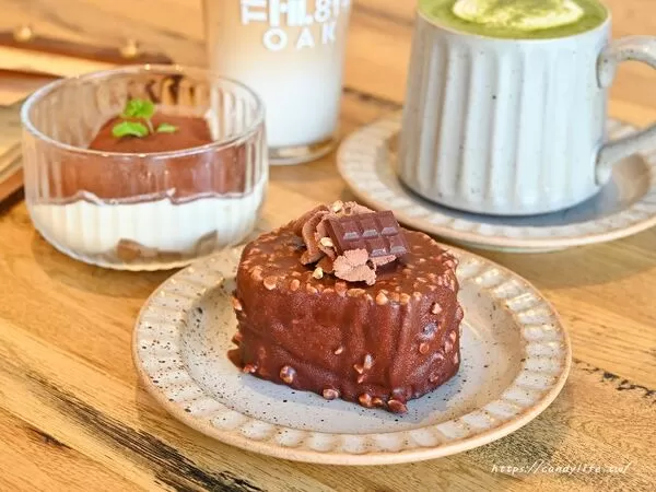 ▲▼台中質感露營風咖啡館「THE OAK LAB 81+」，咖啡、輕食、甜點、選品展覽。（圖／部落客糖糖提供）