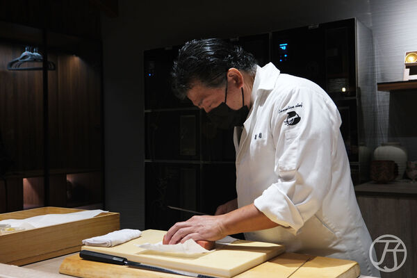 ▲▼台中無菜單日本料理「船艙せんしつ」日本米其林二星料理長池田剛坐鎮，開創正宗懷石料理饗宴。（圖／部落客JJ.Hsu提供）