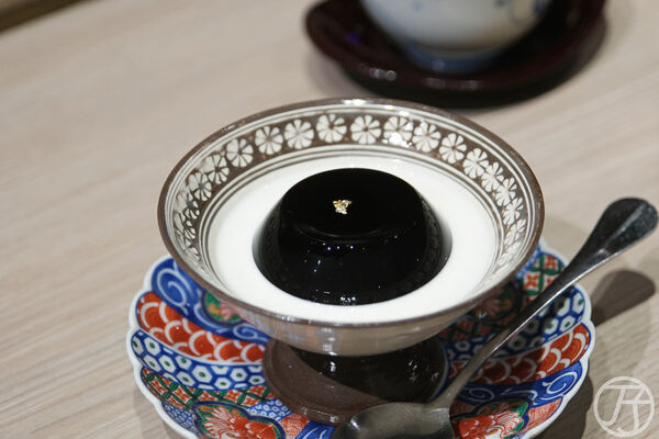 ▲▼台中無菜單日本料理「船艙せんしつ」日本米其林二星料理長池田剛坐鎮，開創正宗懷石料理饗宴。（圖／部落客JJ.Hsu提供）