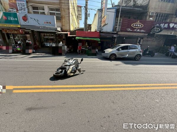 ▲東港鎮中正路交通事故。（圖／記者陳崑福翻攝）