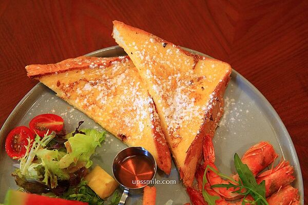 ▲▼永和早午餐寵物友善咖啡廳「渥時Warmth brunch&cafe」。（圖／部落客萍子提供）