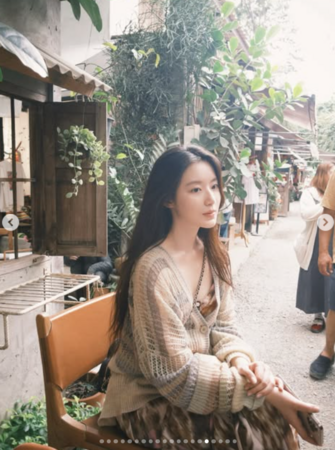 ▲▼舒華。（圖／翻攝自Instagram／yeh.shaa_）