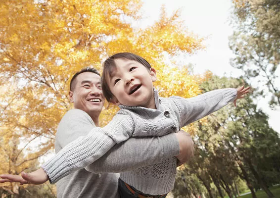 ▲想透過美元保單為孩子教育計畫打底，可選擇「教育基金選擇權」，在重要學習階段提供穩定資金支持。（圖／業者提供）