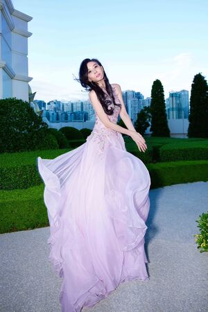 ▲蕭薔推出慈善義賣年曆。（圖／珍世美學慈善基金會提供）