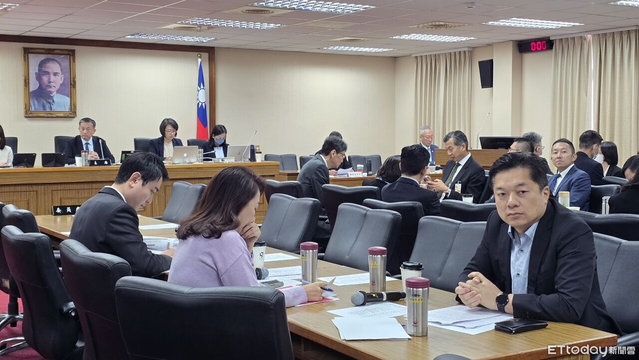 立院外委會通過　譴責中共長臂管轄我資通電軍、2758號決議未涉台