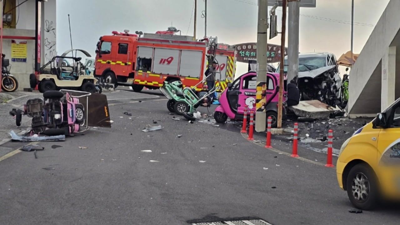 快訊／南韓濟州重大車禍！他開車「暴衝猛撞」　3人心臟驟停10人傷