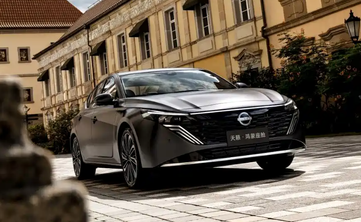 ▲Nissan新Teana大陸回歸再戰TOYOTA Camry。（圖／翻攝自Nissan）