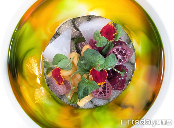 ▲集結曼谷預約困難店名菜　COAST泰味新境套餐明天登場。（圖／記者黃士原攝）