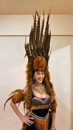 ▲唐玲為「抗癌嘉年華派對」準備戰袍。（圖／唐玲提供）