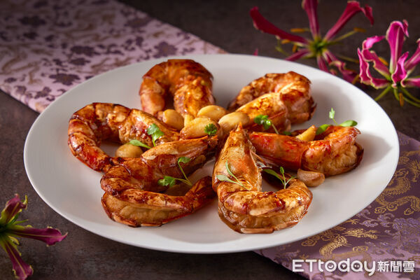 ▲頭抽煎焗虎蝦。（圖／台北喜來登提供）