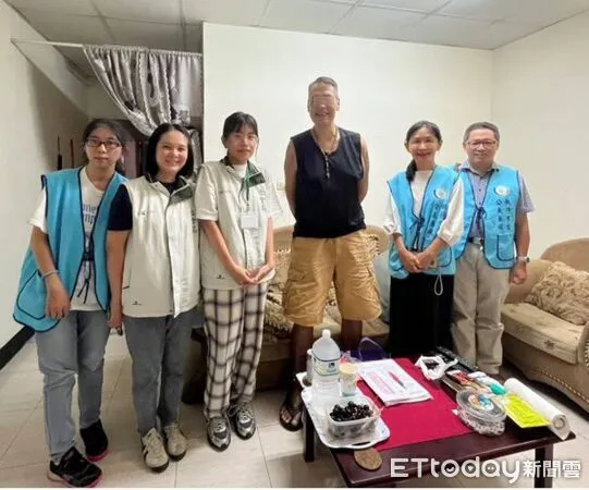 ▲▼  身障外籍男積欠牌照稅存款遭扣生活困頓　 嘉義分署與社福單位聯手關懷助渡難關  。（圖／行政執行署嘉義分署提供）
