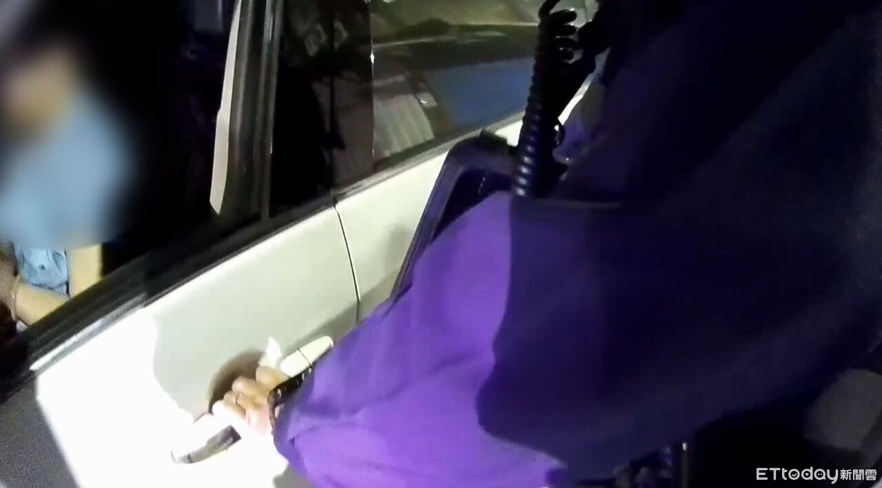 33歲女開車深夜「昏睡路中」 警唾液快篩抓包...又是毒駕