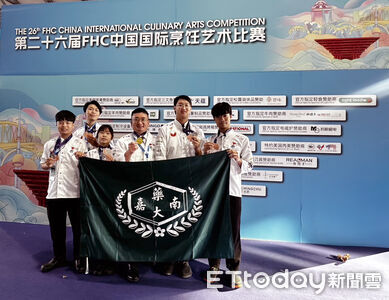 嘉藥西廚隊上海國際賽勇奪3銀5銅! 首參賽林科任奪雙獎大放異彩