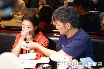 《我們六個》女星講到一半出意外「中斷訪問」 馬志翔緊急救場!