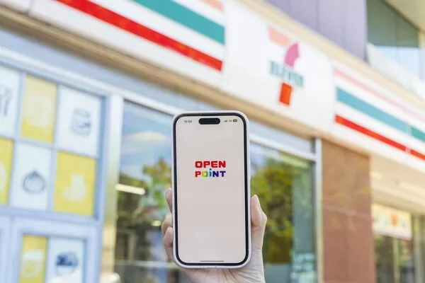 ▲▼7-ELEVEN開出9組發票大獎。（圖／業者提供）