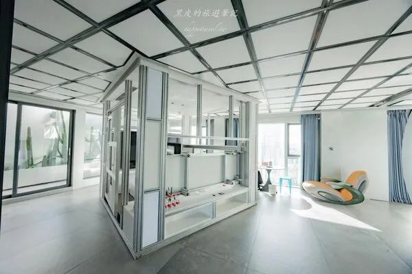 ▲▼天台一號Skyline設計民宿。（圖／部落客黑皮的旅遊筆記授權提供）