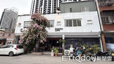 三多商圈15年「森林系咖啡廳」宣告熄燈　在地人不意外