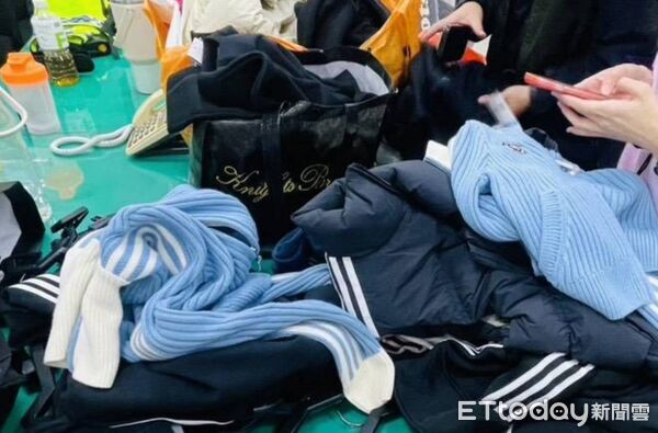 ▲▼毒情侶專竊高檔運動品牌，市值20萬元服飾堆滿屋。（圖／民眾提供，下同）