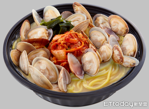 ▲▼爭鮮gogo新品「爆量花蛤泡菜湯麵」。（圖／爭鮮）