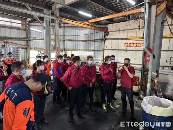 ▲台南市消防第五大隊前往三吉金屬有限公司踏勘，掌握高危物質場所的動線與作業環境。（記者林東良翻攝，下同）