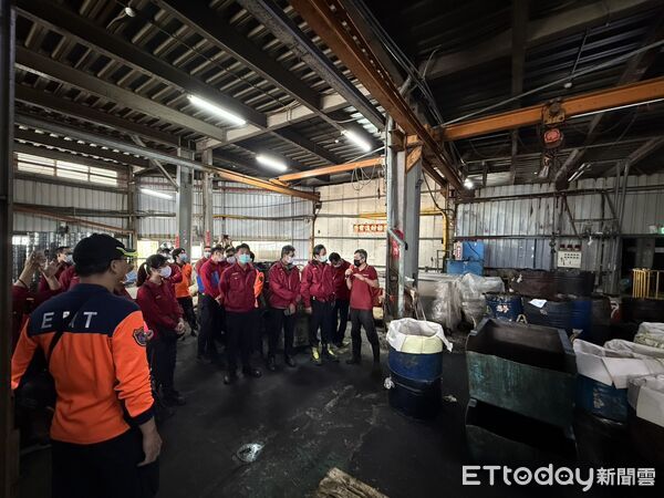 ▲台南市消防第五大隊前往三吉金屬有限公司踏勘，掌握高危物質場所的動線與作業環境。（記者林東良翻攝，下同）