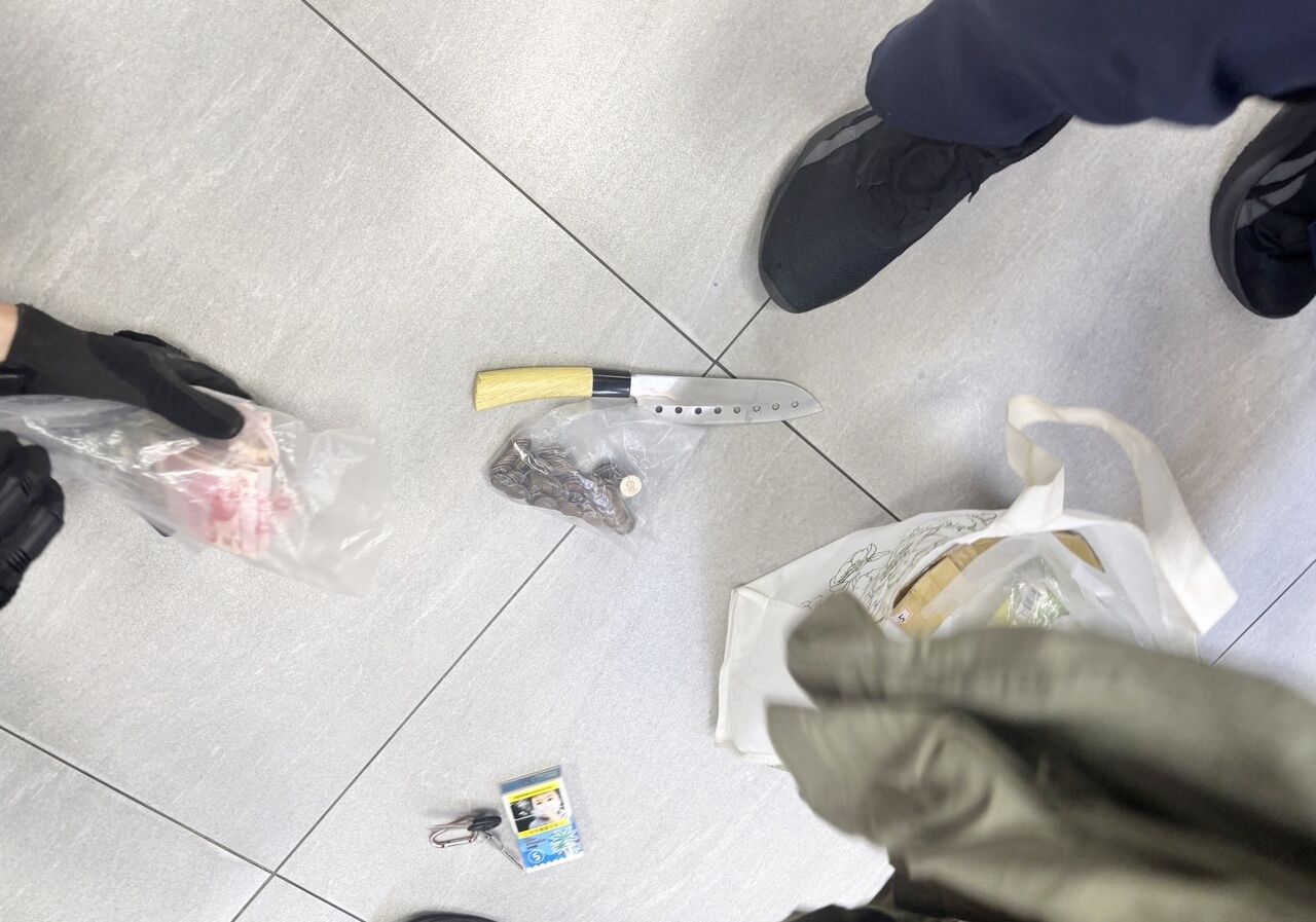 德國男2年沒工作打劫超商　搶到1萬+1包菸...還有1罐飲料