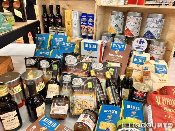 ▲▼家樂福即日起至12月9日推出「味旅義大利」，多項義大利商品優惠。（圖／記者林育綾攝）