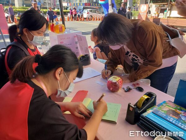 ▲炫寬愛心教養家園辦理114年度「小豬撲滿回娘家」募款園遊會。（圖／記者高堂堯翻攝）