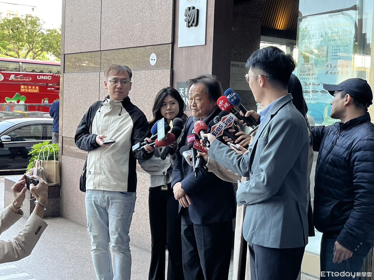 王世堅支持提高國防預算 籲撥出額度軍人加薪「相信在野黨會合作」