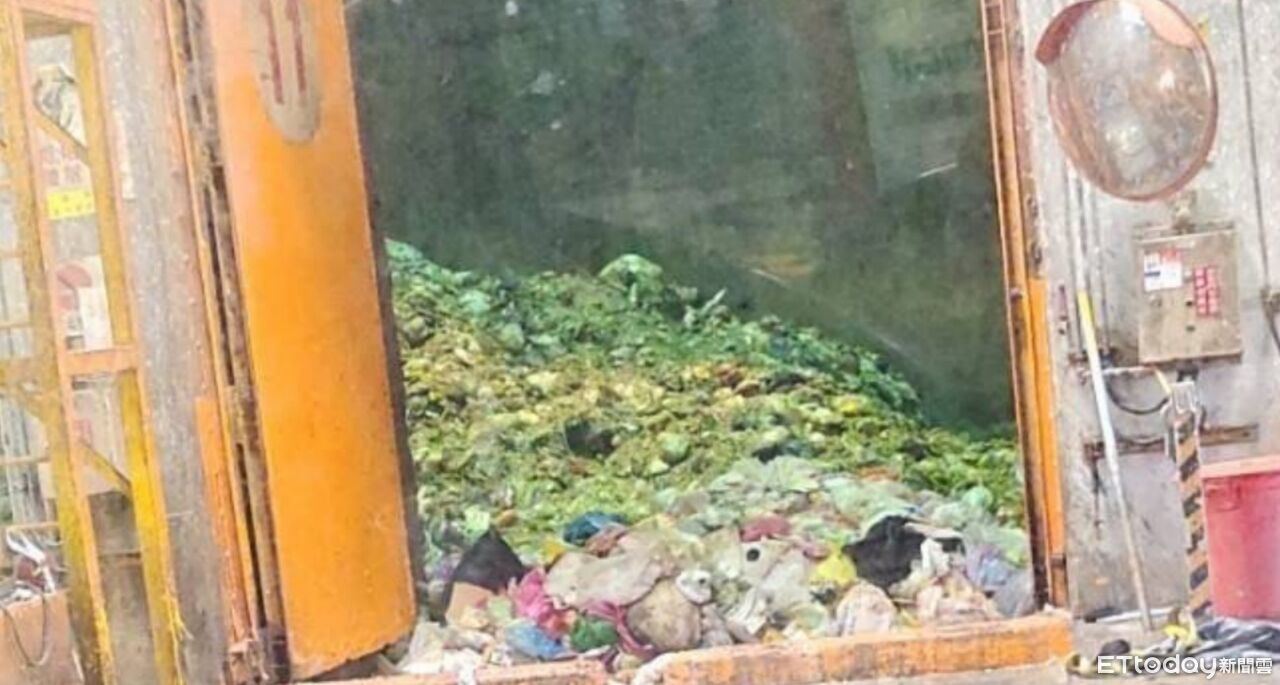 台中文山焚化爐「滿到流出來」 環保局長:我高考狀元會解決