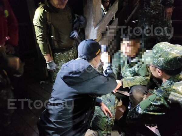 ▲裝甲兵獨攀墜谷「手機眼鏡噴飛」，500度近視摸黑撐6天。（圖／ETtoday資料照）