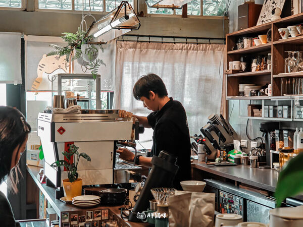 ▲▼幕後咖啡。（圖／部落客胖貓咪的奇幻旅程授權提供）