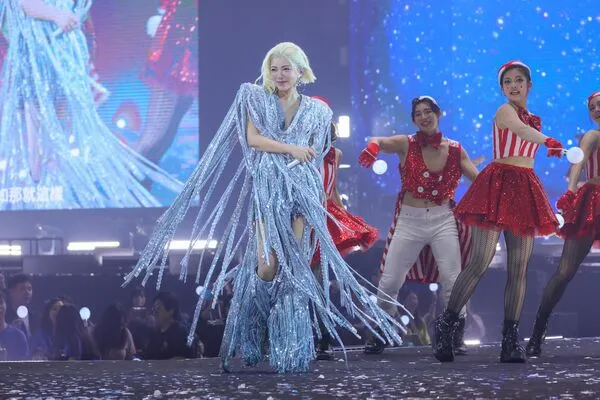 ▲▼ 丁噹明年將前進高雄巨蛋開唱，丁噹直接宣布蕭景鴻再次擔任嘉賓。（圖／相信音樂提供）