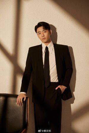 ▲▼短劇男神曹天愷健身片洩愛。（圖／翻攝自微博、抖音）