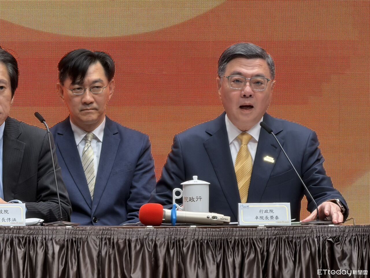 無法違法編列預算！行政院對財劃法提覆議案　呈請總統核可