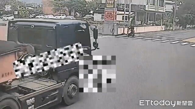 宜蘭砂石車奪命！撞倒單車捲車底　79歲翁慘死輪下