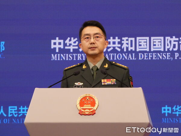 ▲▼大陸國防部發言人蔣斌主持例行記者會。20251127。（圖／記者陳冠宇攝）