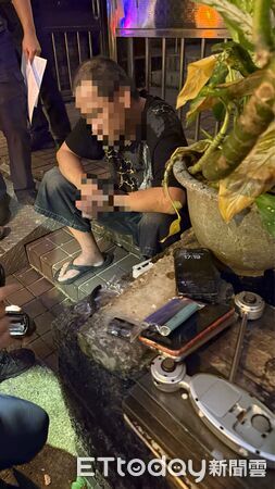 ▲蔡男毒駕到淡水找女友，途中遭警方攔下搜出喪屍煙彈。（圖／記者陸運陞翻攝）