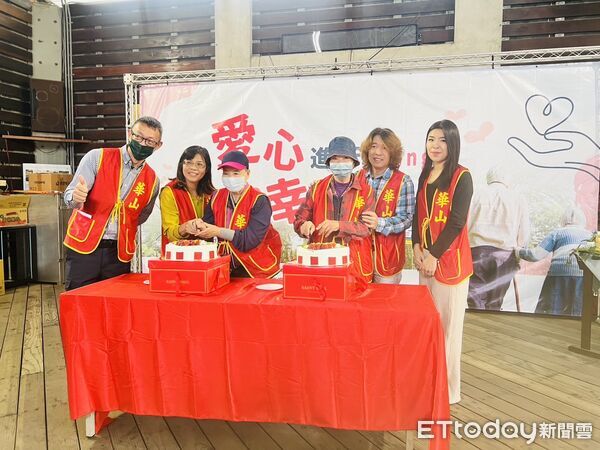 ▲▼ 嘉義市華山基金會設站。（圖／華山基金會提供）