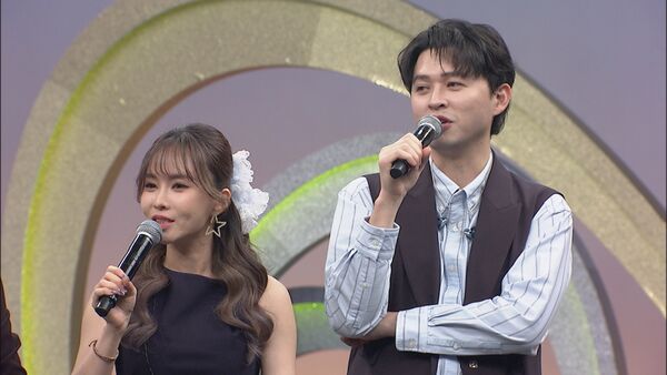 ▲▼杜忻恬詮釋偶像葉璦菱的經典歌曲唱功驚人。（圖／中視提供）