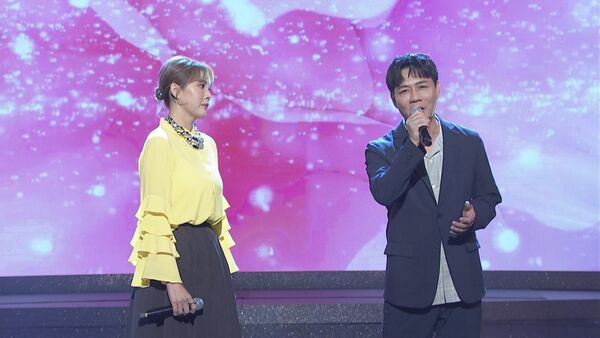 ▲▼杜忻恬詮釋偶像葉璦菱的經典歌曲唱功驚人。（圖／中視提供）