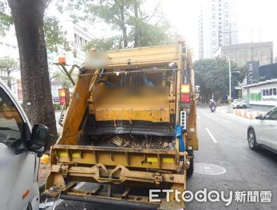 快訊／台中2車擦撞波及垃圾車！2清潔隊員受傷　1人骨折急送醫