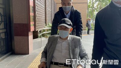 快訊／賣京華城土地涉「左手換右手」套利　沈慶京700萬交保