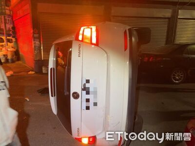 苗栗路口2車事故!19歲無照男翻車 波及路旁3車再遭重罰