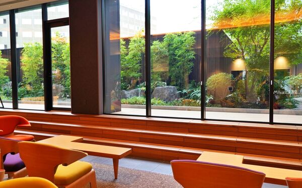 ▲▼日本岡山住宿推薦「倉敷可哥大飯店」，距離JR倉敷車站走路3分鐘，日式木質溫暖搭配丹寧風裝潢。（圖／部落客Mika提供）