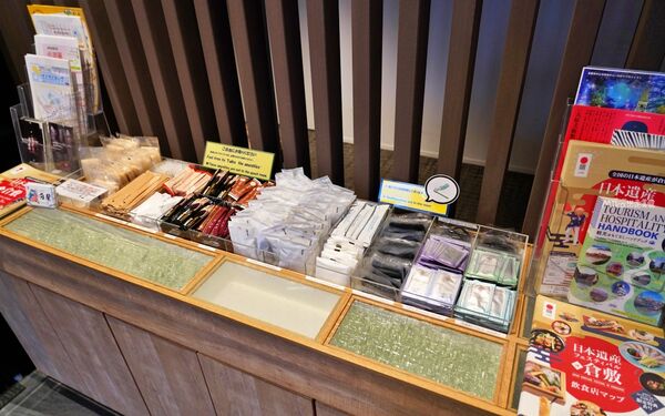 ▲▼日本岡山住宿推薦「倉敷可哥大飯店」，距離JR倉敷車站走路3分鐘，日式木質溫暖搭配丹寧風裝潢。（圖／部落客Mika提供）