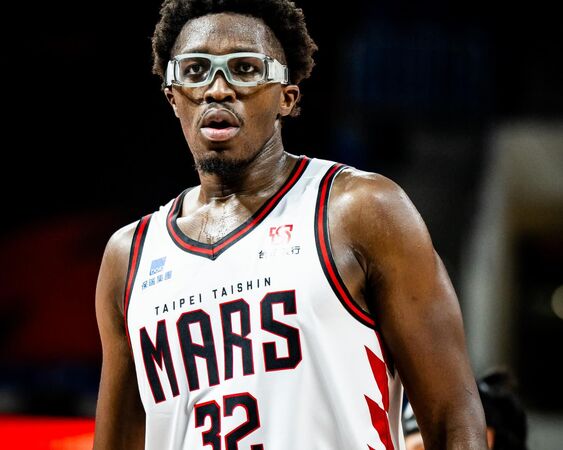 ▲▼             。（圖／翻攝自齊曼加IG）