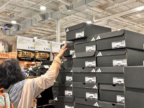 ▲▼好市多黑五第5天優惠。（圖／記者林育綾攝）