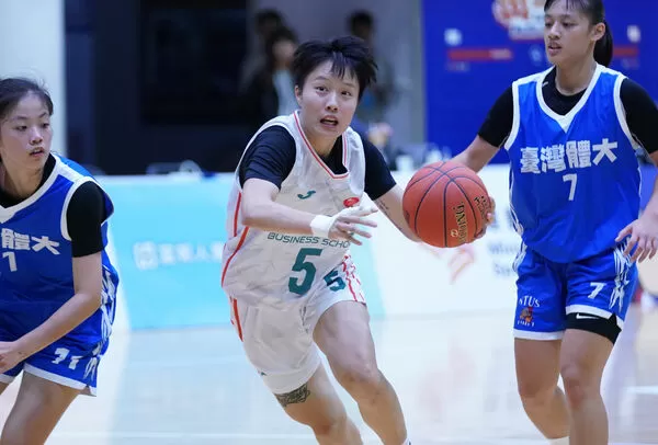 ▲中信金融管理學院女籃劍指UBA四強，邱群琋扛起進攻主力大旗。（圖／大專體總提供）